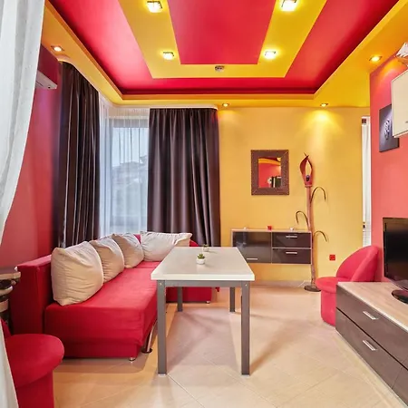Апартамент The Nest - 1bd In Sunny By Flat Mаnаger
